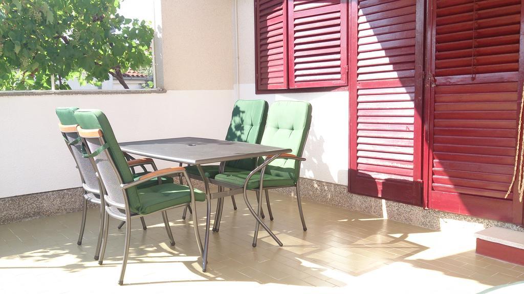 Apartment Zoric Grebastica Luaran gambar